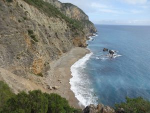 caminhada praia ribeiro do cavalo mijona arrabida sesimbra caminhando-25