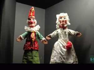 visita museu marioneta caminhando-6