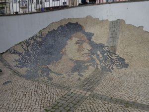 visita teatro romano museu de lisboa alfama caminhando-11