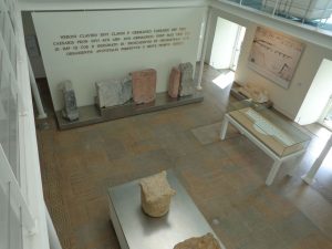 visita teatro romano museu de lisboa alfama caminhando-26