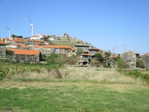 caminhada oliveira de frades serra do caramulo bezerreira caminhando