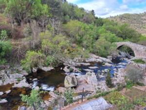 caminhada-monges-rio-varosa-monges-caminhando