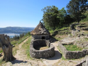 caminhada-monte-santa-tecla-guardia-caminhando