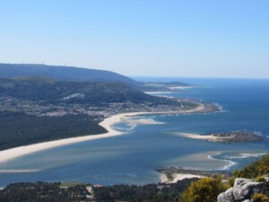 caminhada-monte-santa-tecla-guardia-caminhando
