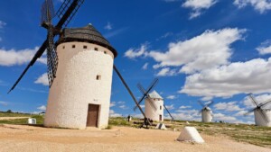 caminhando campo de criptana moinhos de vento castilla la mancha