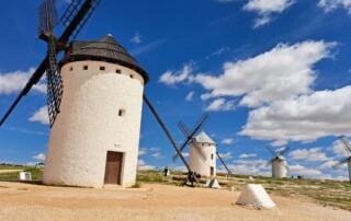 caminhando campo de criptana moinhos de vento castilla la mancha