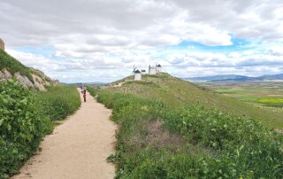 caminhando consuegra monte calderico moinhos dom quixote