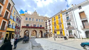caminhando cuenca plaza mayor