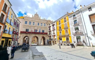 caminhando cuenca plaza mayor