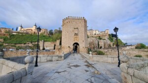 caminhando toledo espanha