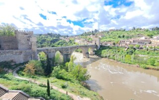 caminhando toledo espanha ponte de san martin