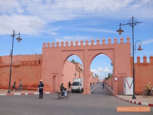 MARRAQUEXE-MARROCOS-caminhando