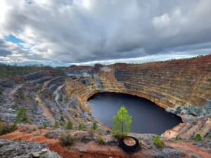caminhada-parque-mineiro-rio-tinto-caminhando