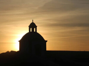 caminhada-por-do-sol-espichel-caminhando